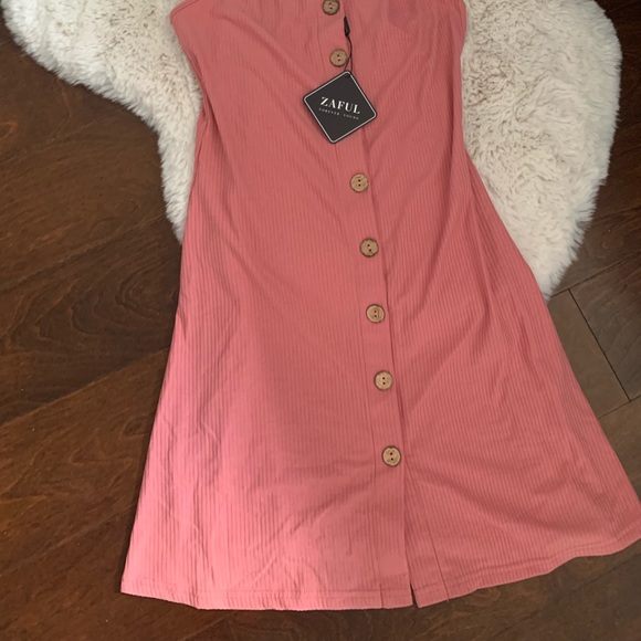 Brand New Summer Dress - Picture 2 of 5